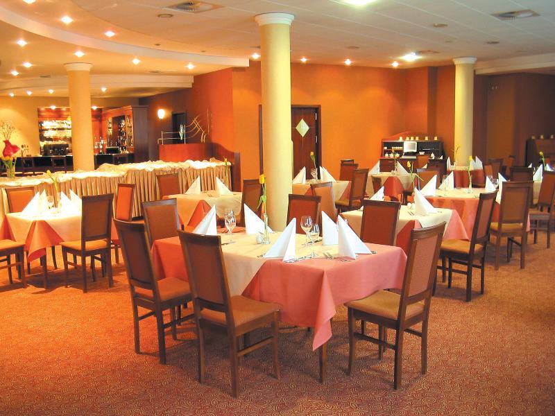 Hotel Sympozjum & Spa Краков Экстерьер фото